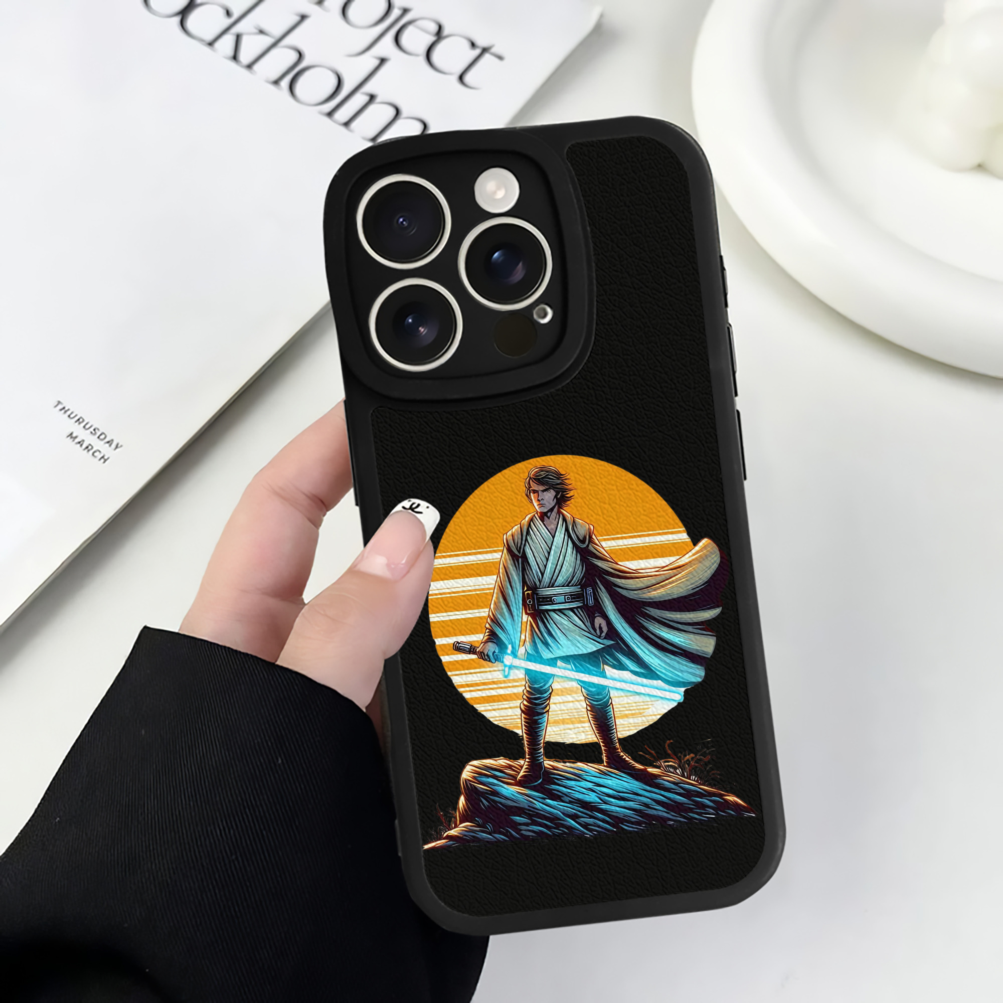 （画像用） スター・ウォーズ Star Wars 【iPhone 16シリーズ対応】シリコンスマホケース（レザー調） 材質：シリコン